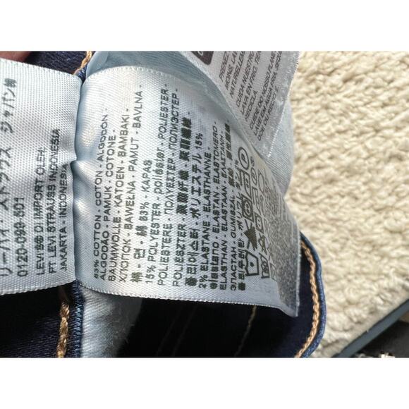 Levis Skinny Jeans Womens 31 Blue Dark Wash Mid Rise Stretch Denim Pants 31x29 - Picture 4 of 9